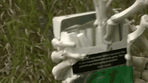 skeleton-smoking.gif skeleton-smoking.gif